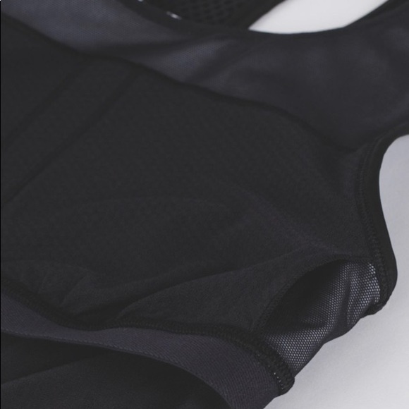 Lululemon BNWT Fit Physique Tank black - Picture 8 of 9